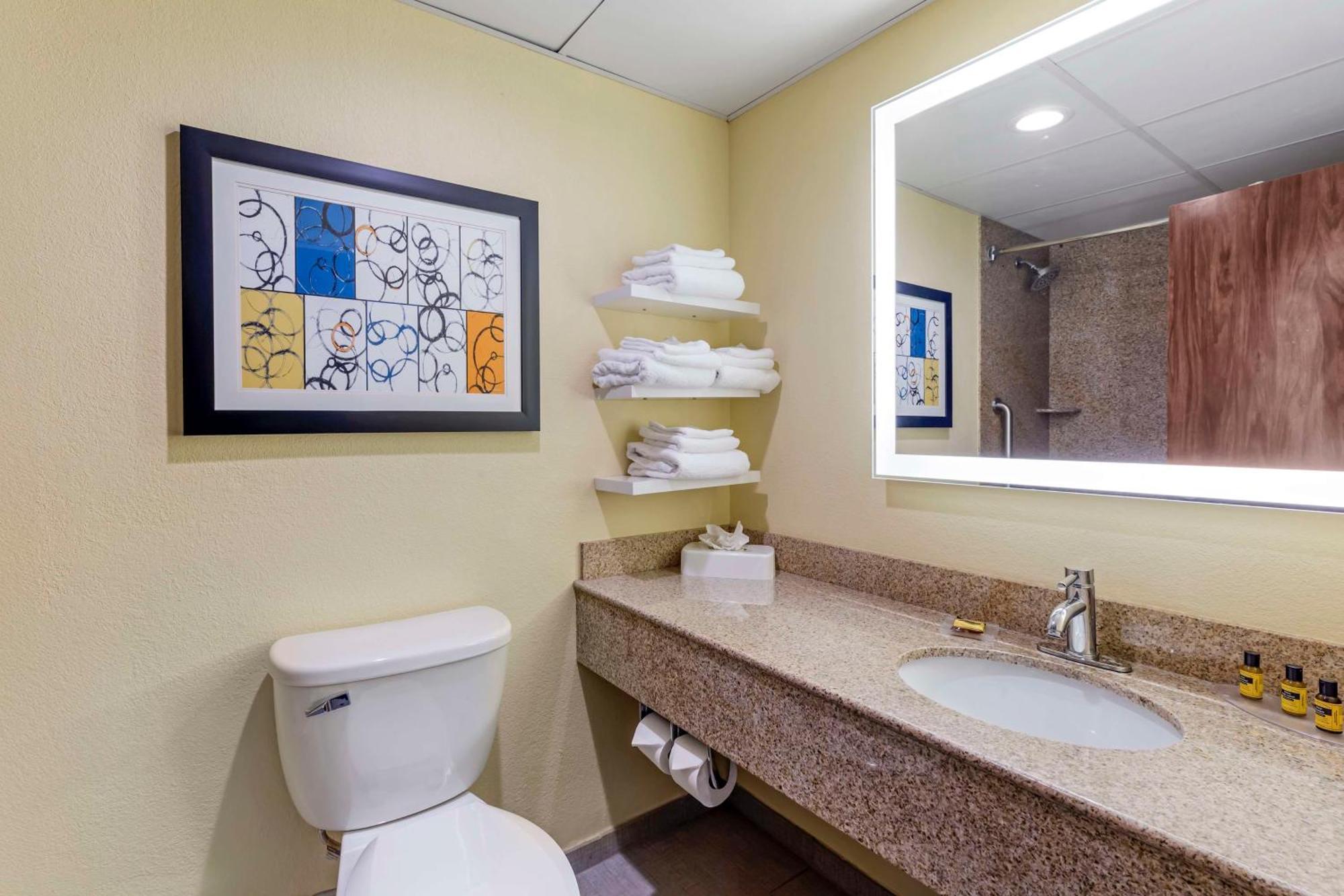 Best Western Plus North Shore Hotel Danvers Εξωτερικό φωτογραφία