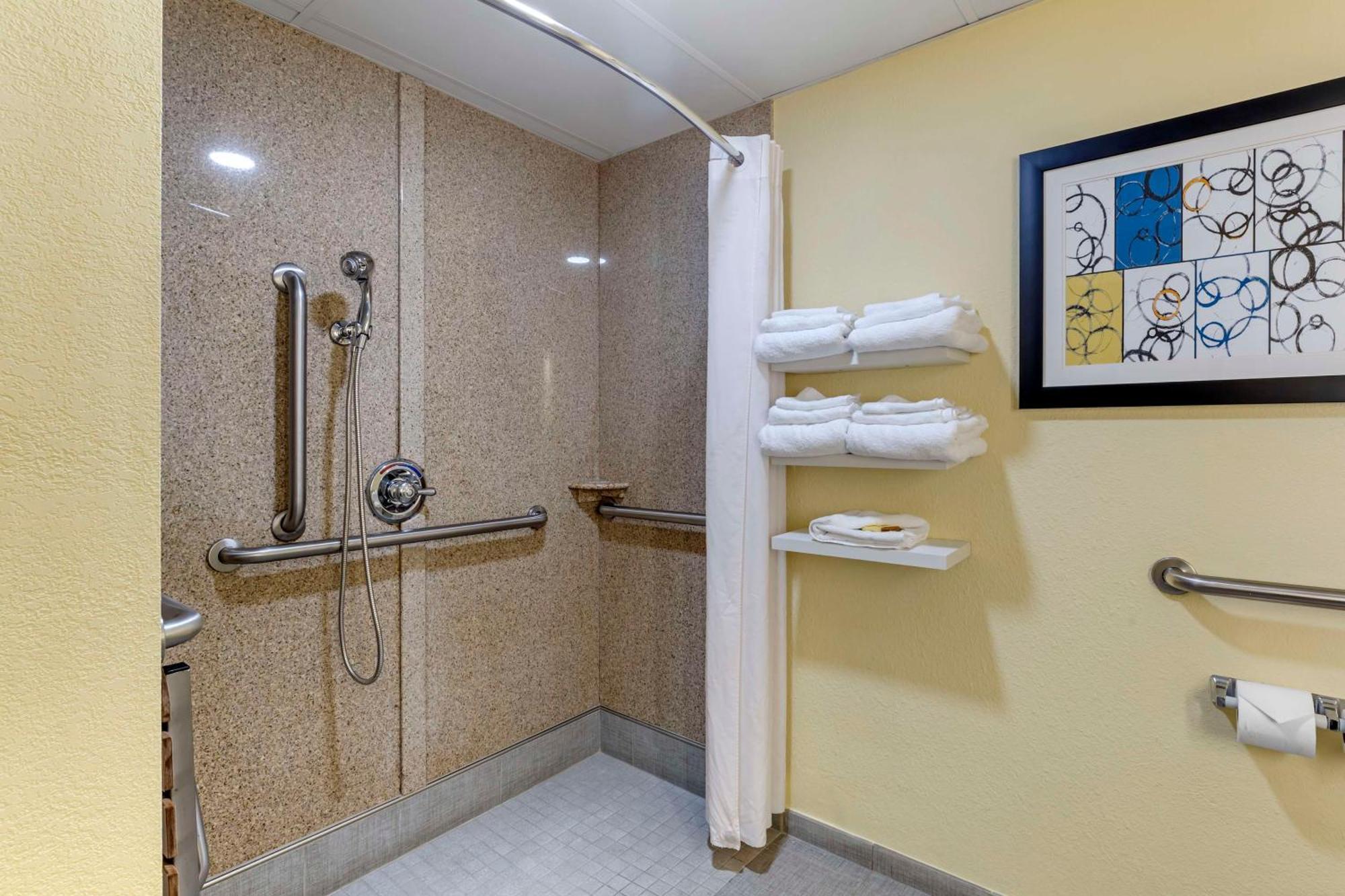 Best Western Plus North Shore Hotel Danvers Εξωτερικό φωτογραφία