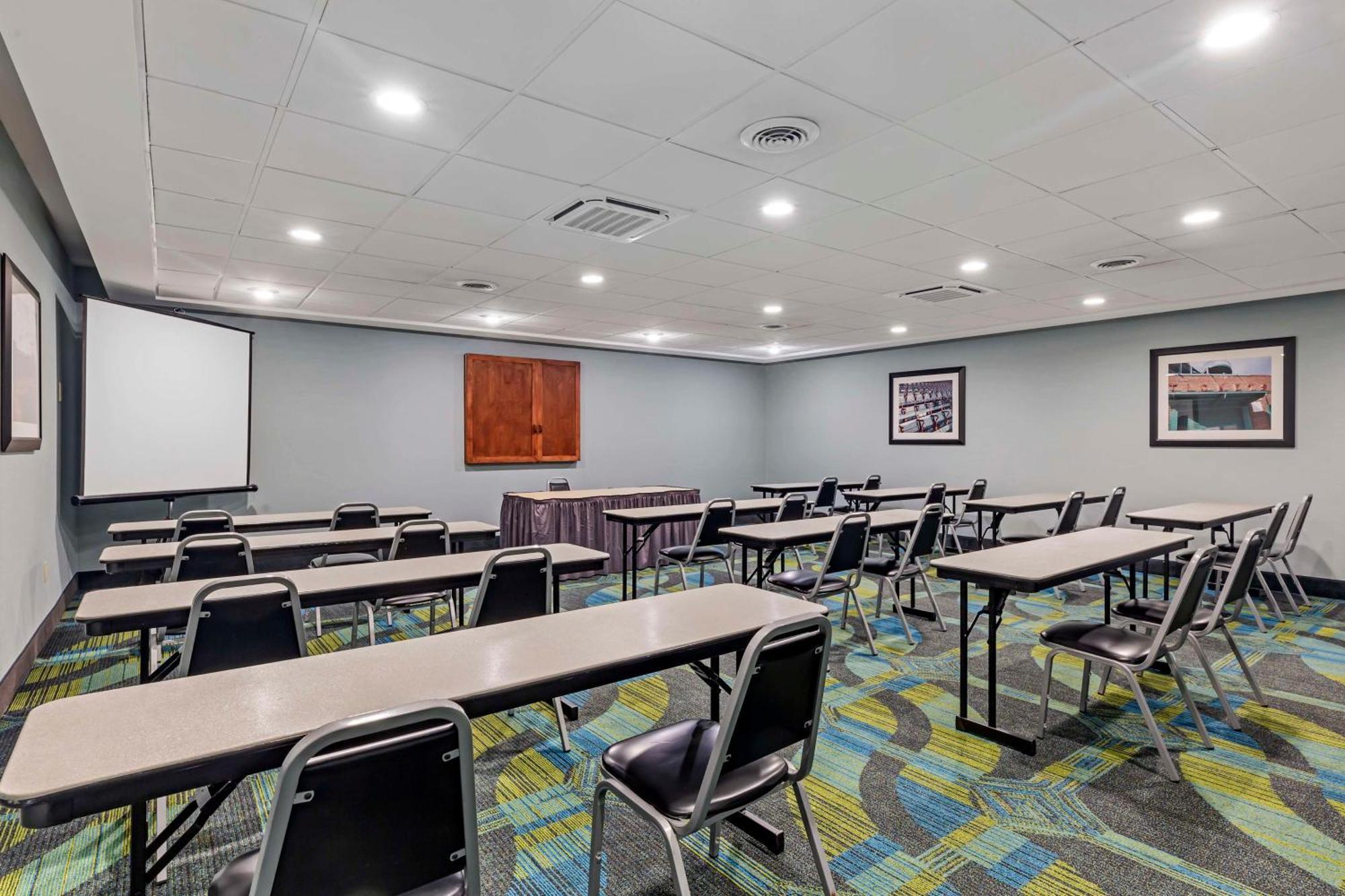 Best Western Plus North Shore Hotel Danvers Εξωτερικό φωτογραφία