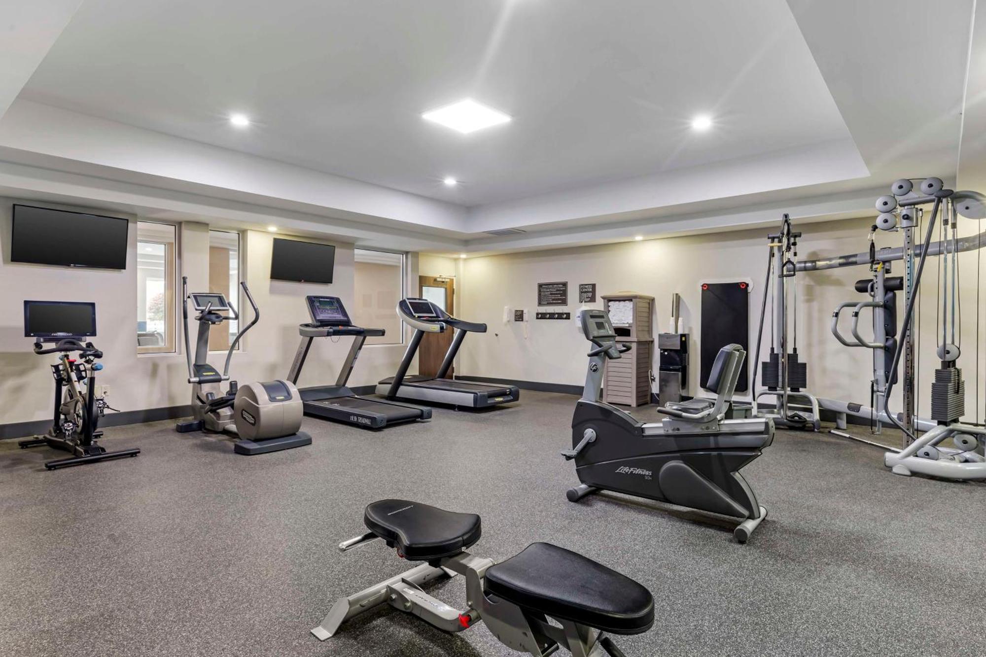 Best Western Plus North Shore Hotel Danvers Εξωτερικό φωτογραφία