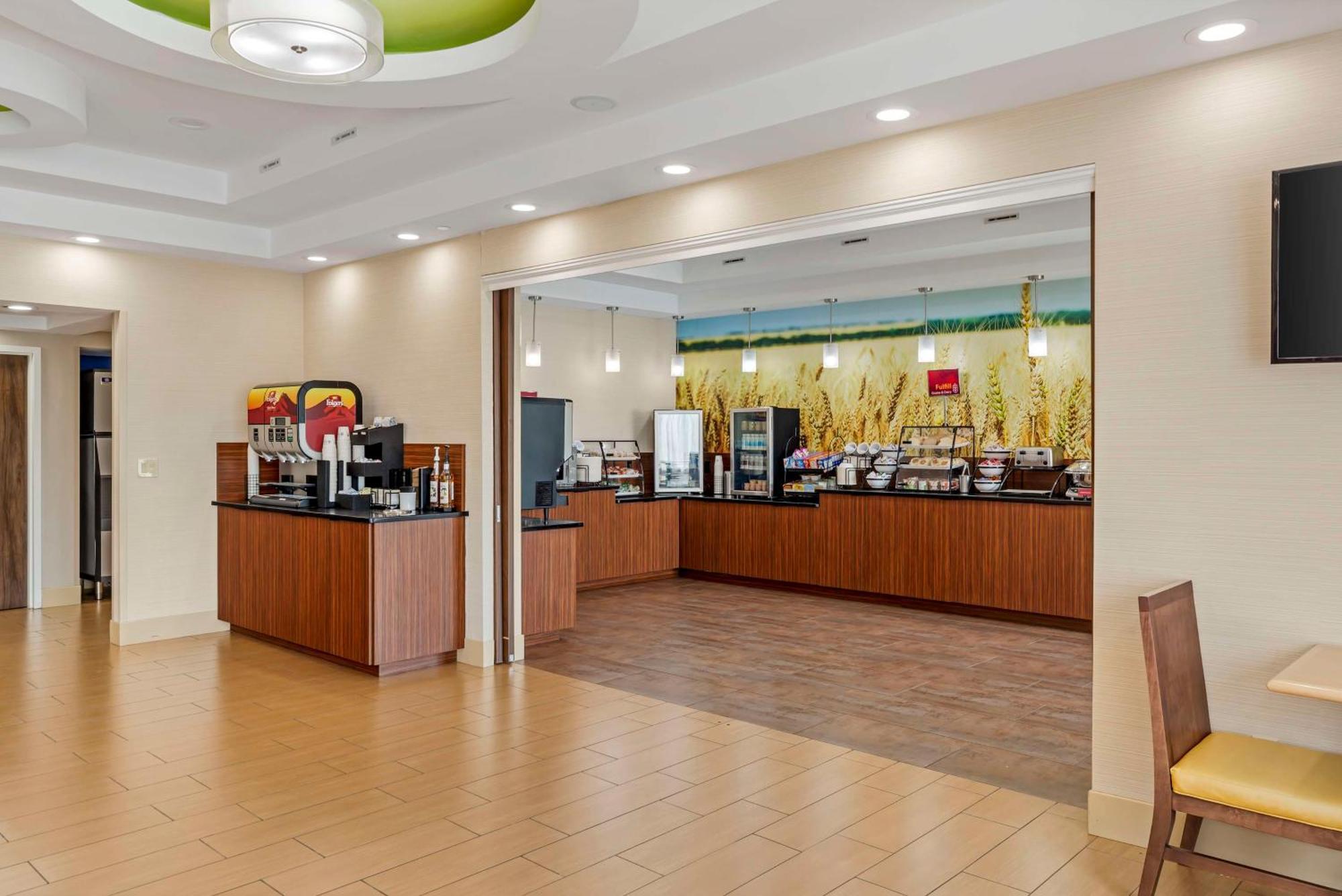Best Western Plus North Shore Hotel Danvers Εξωτερικό φωτογραφία