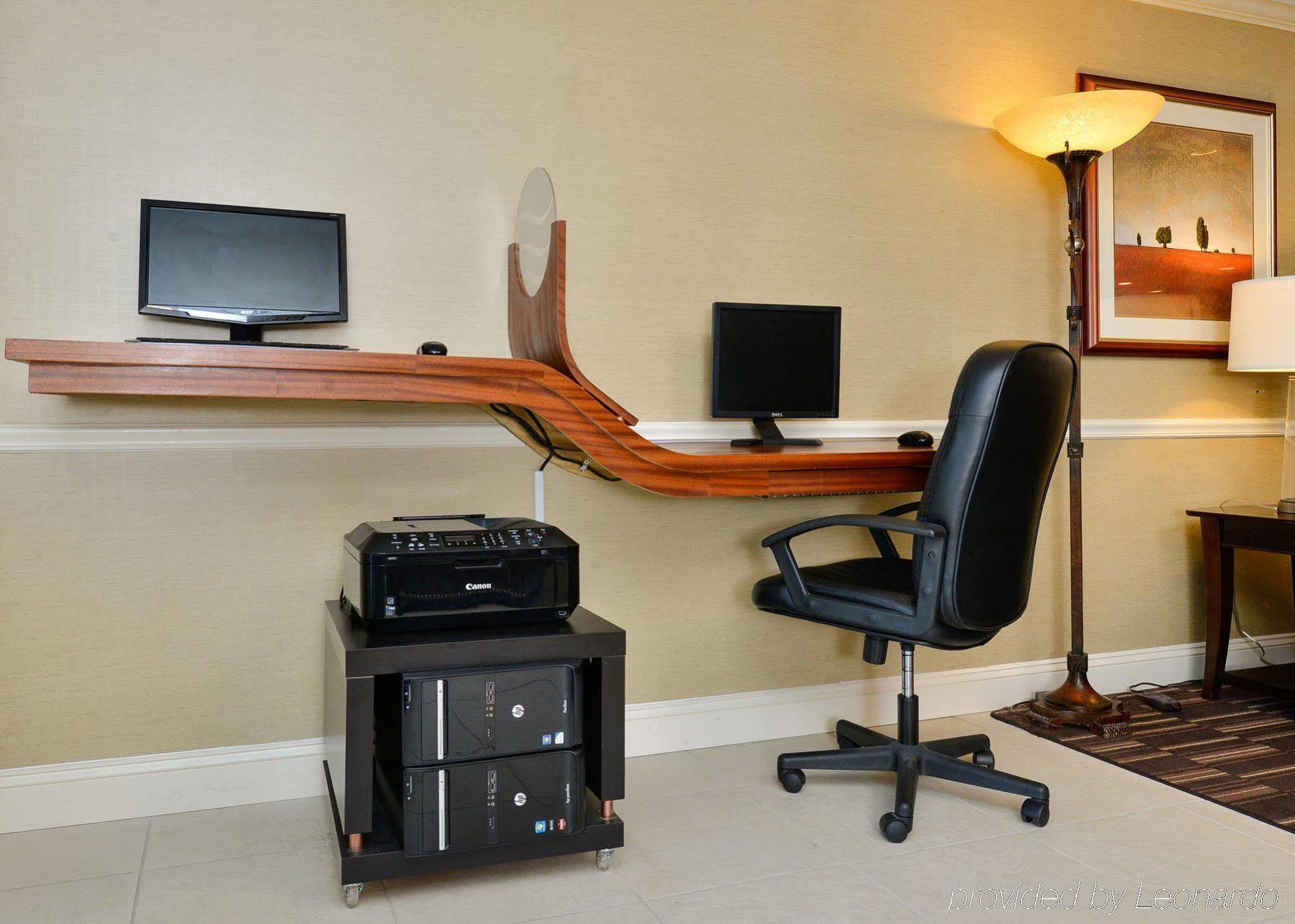 Best Western Plus North Shore Hotel Danvers Εξωτερικό φωτογραφία